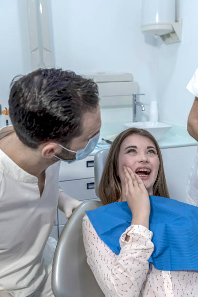 Best Emergency Dental Care for Broken or Chipped Teeth in Lemon Hill, CA